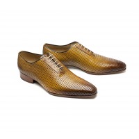 Perforated "tabacco" calf oxford