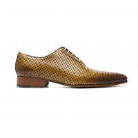 Perforated "tabacco" calf oxford