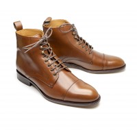 Brown calf boot with laces