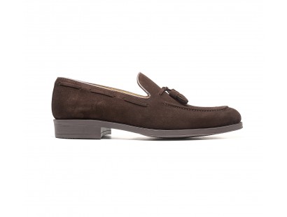 Mocassin en "daim" marron semelle gomme