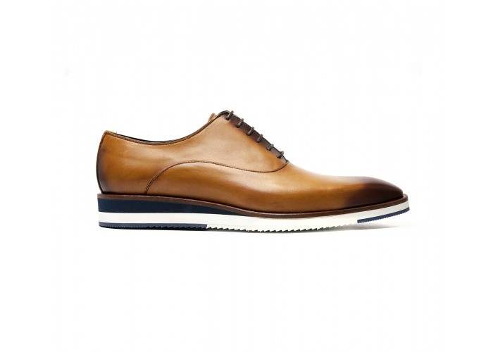 richelieu one cut in patinated calf whisky with rubber sole