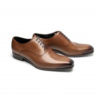 Plain oxfords in patinated calf leather