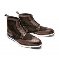 two tones brogue boots