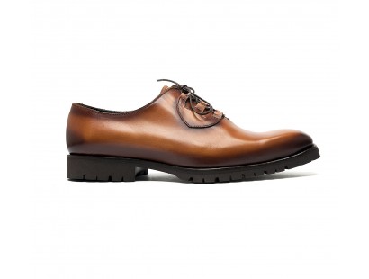 Ghillie oxford shoes in honey patinated calf with rubber soles