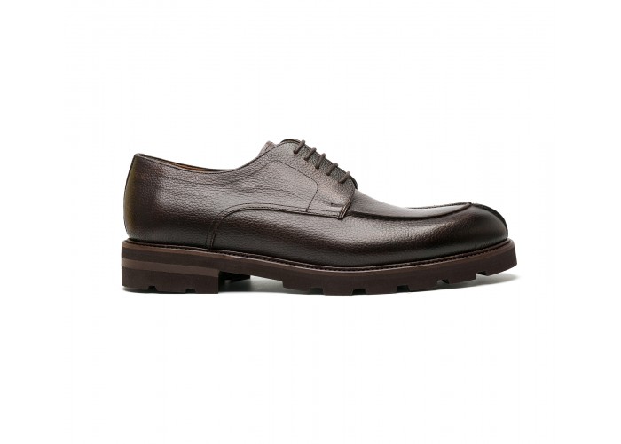 derby in grained calf and rubber sole