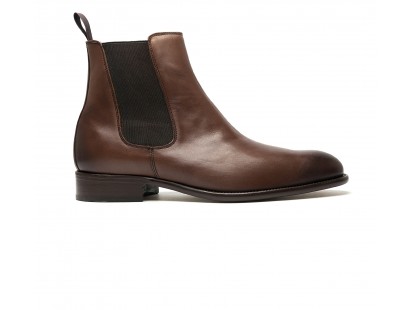 calf leather chelsea boots