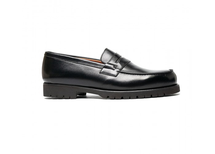 mocassin en veau noir semelle commando